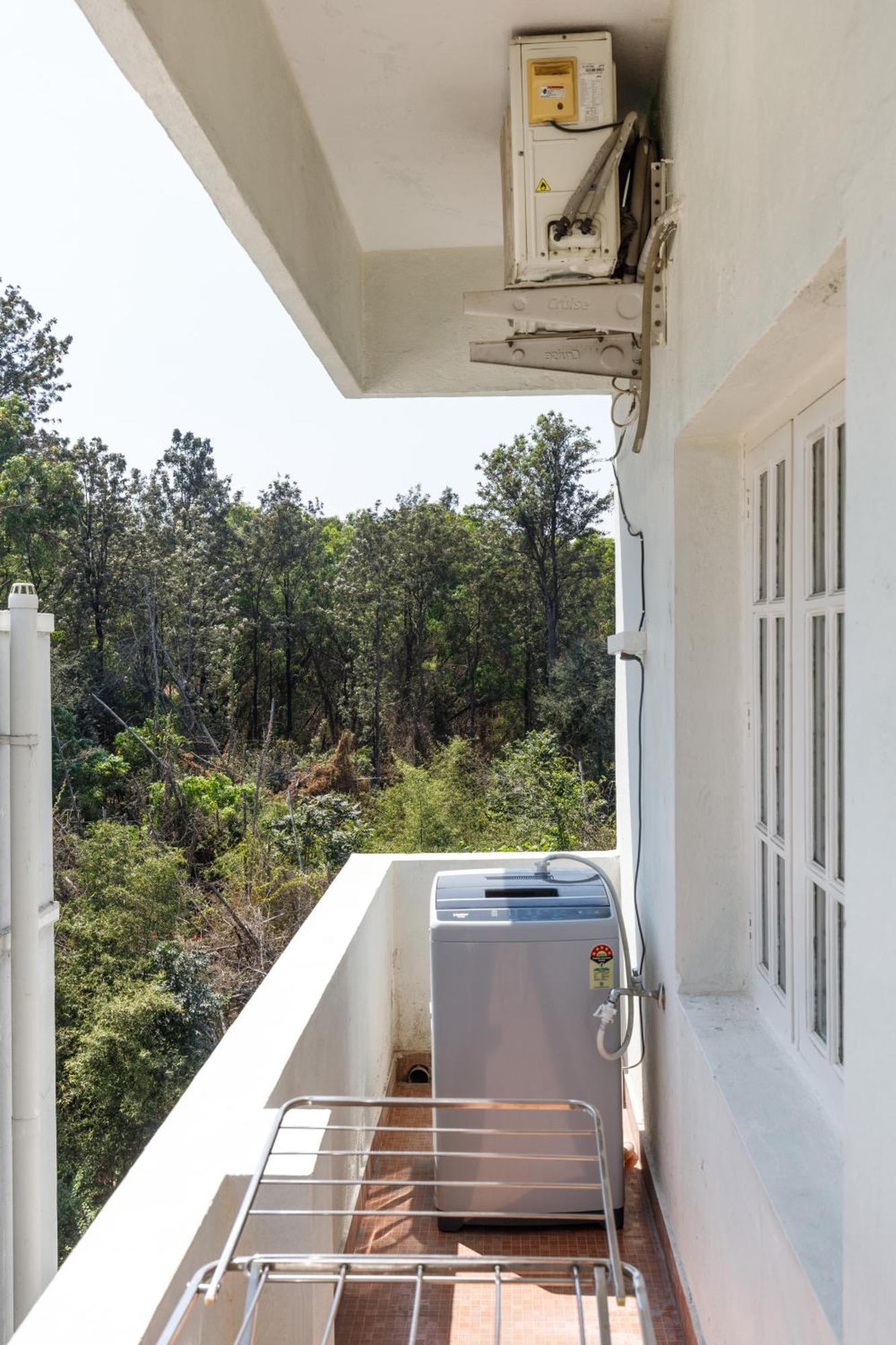 Mistyblue Suites Bangalore Exterior photo